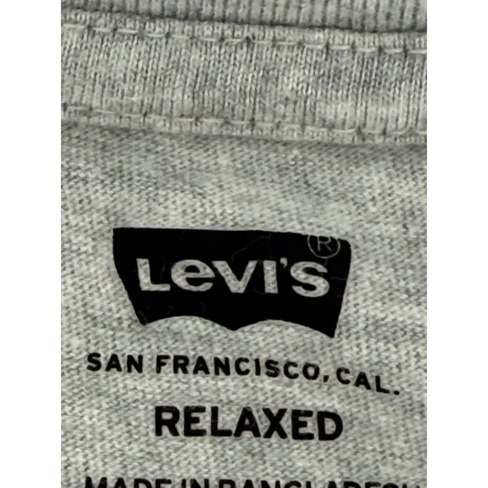 Levis Mens Relaxed Fit T-Shirt‎ Heather Grey Short Sleeve Chest Logo Sz S